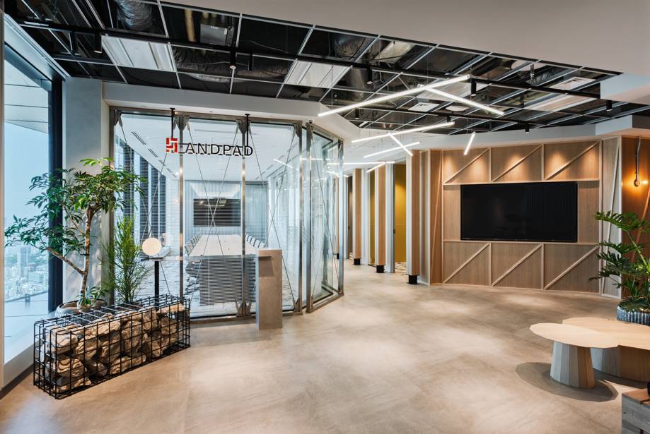 株式会社アンドパッド