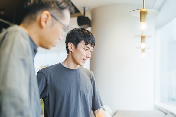 株式会社ヘンリー