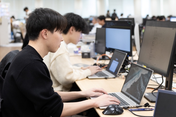株式会社ラキール