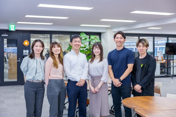 株式会社リーディングマーク