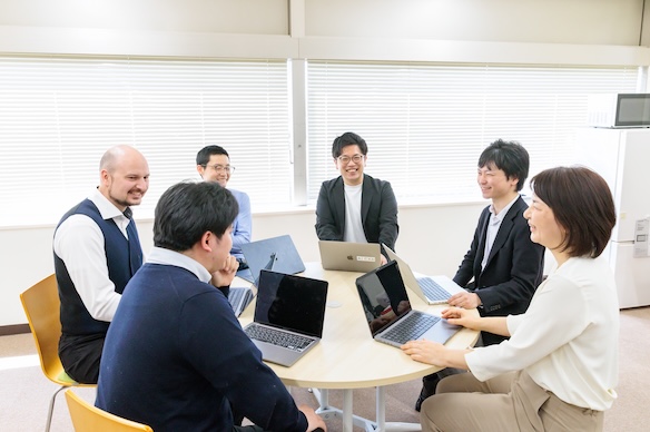 株式会社AiCAN