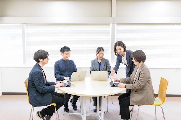株式会社AiCAN