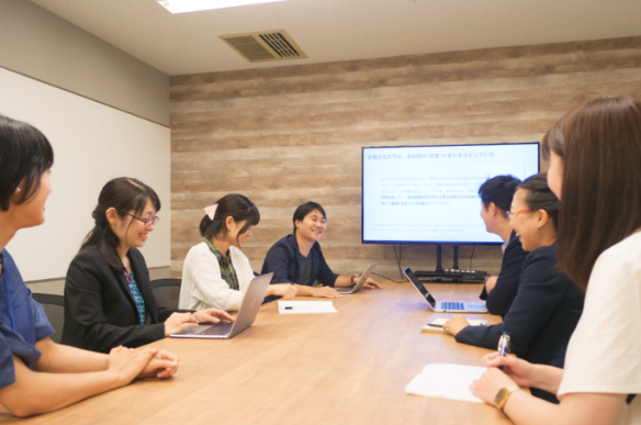 株式会社カケハシ