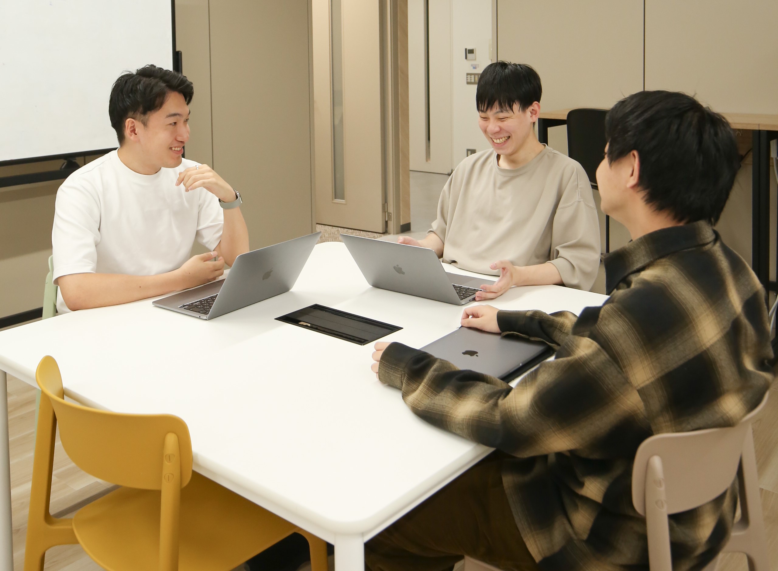 株式会社メディカルフォース