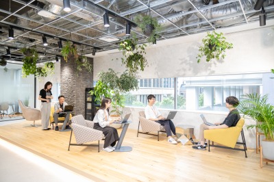 ポールトゥウィン株式会社