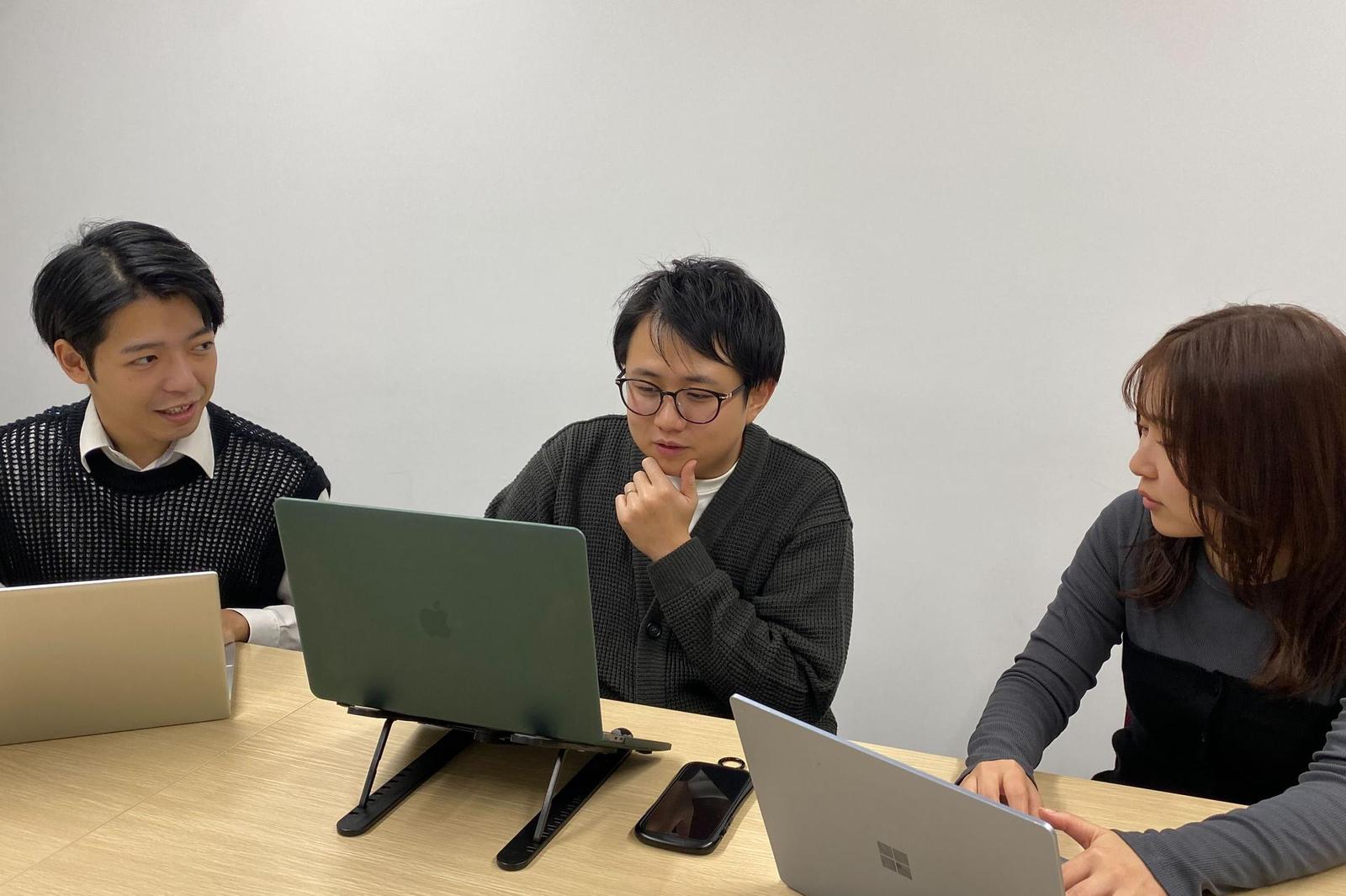 株式会社EISHIN