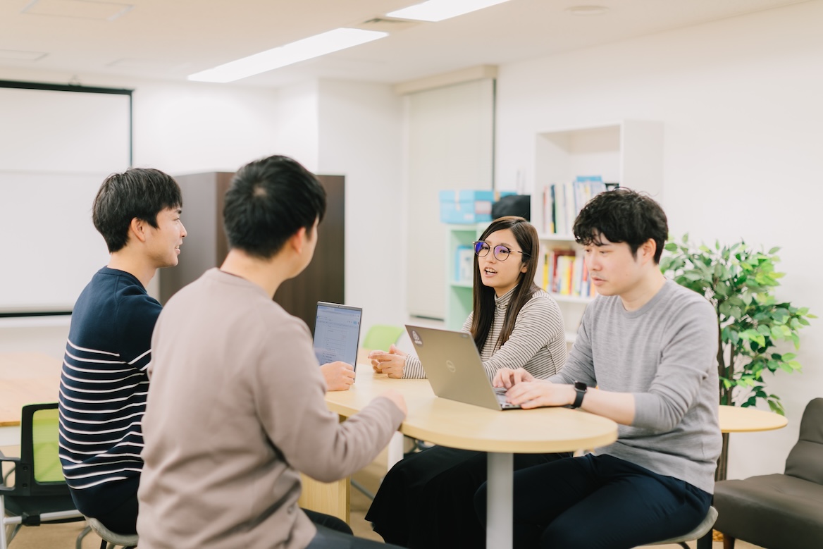 株式会社羅針盤