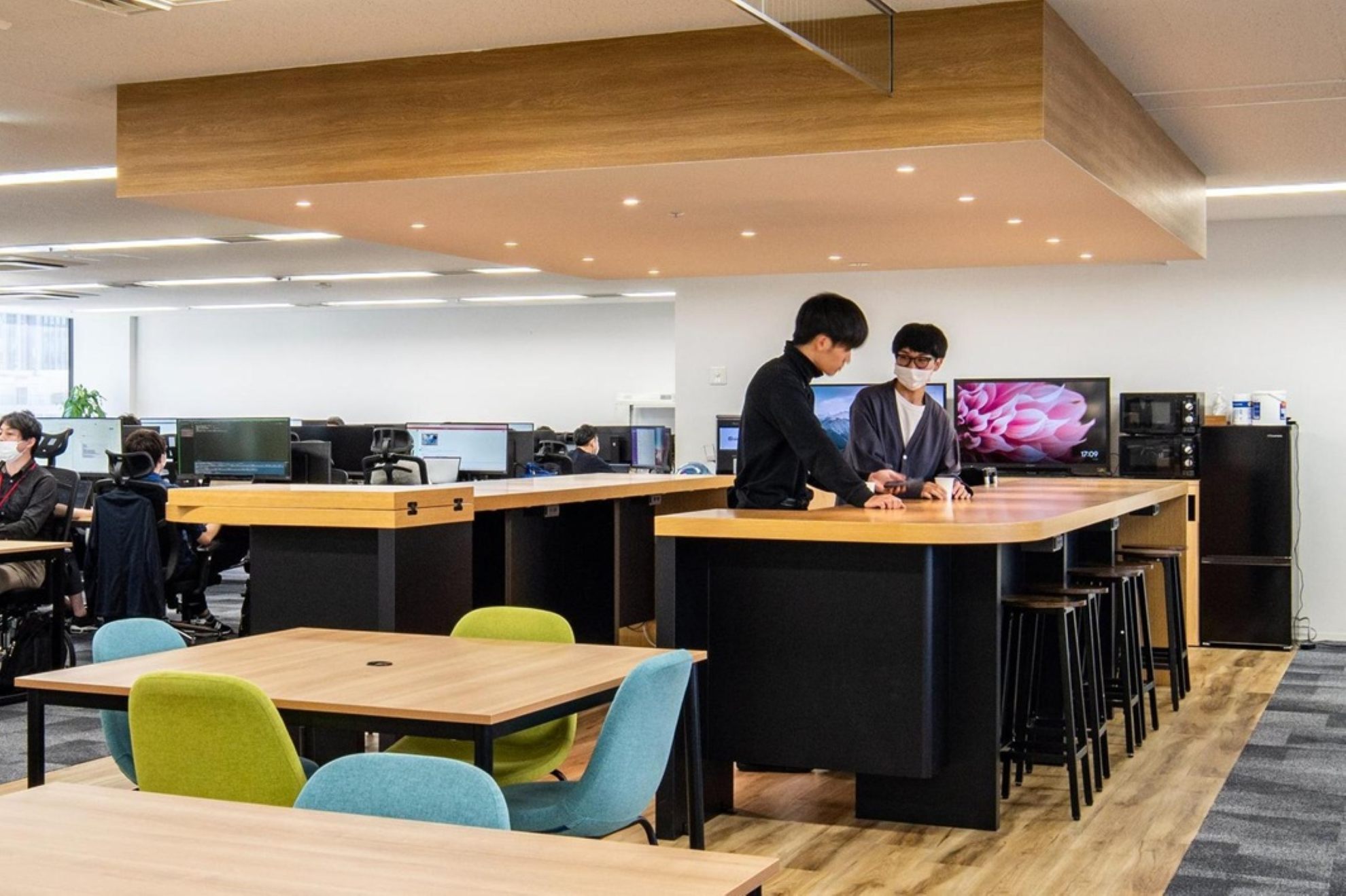 株式会社TOKIUM