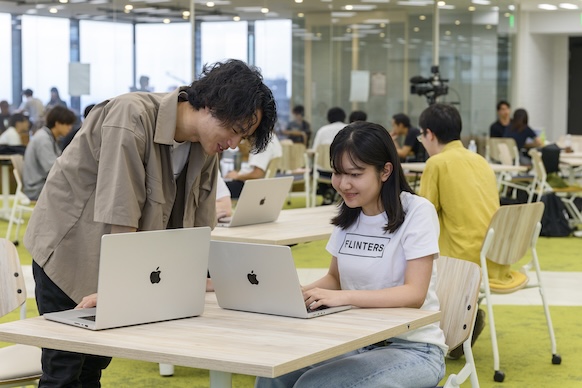 株式会社FLINTERS