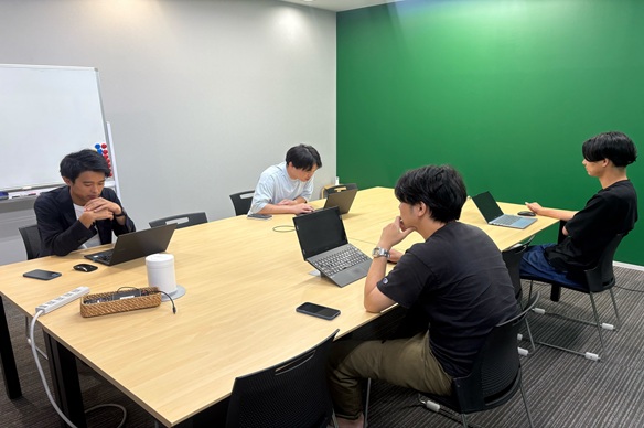 株式会社ライナフ