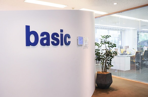 株式会社ベーシック
